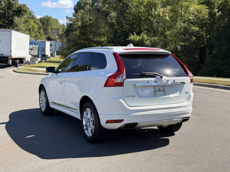 2015 Volvo XC60 T5 Drive-E Premier