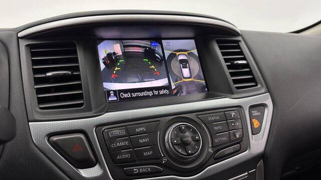 2019 Nissan Pathfinder SL