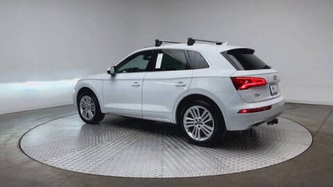 2020 Audi Q5 quattro Premium Plus 45 TFSI