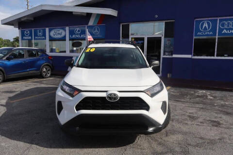2020 Toyota RAV4 LE
