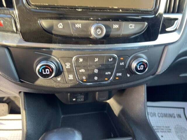 2021 Chevrolet Traverse LT Leather