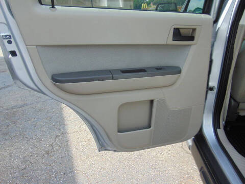 2011 Ford Escape XLT