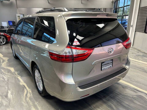2017 Toyota Sienna
