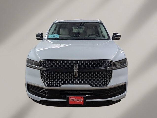 2025 Lincoln Navigator L Reserve