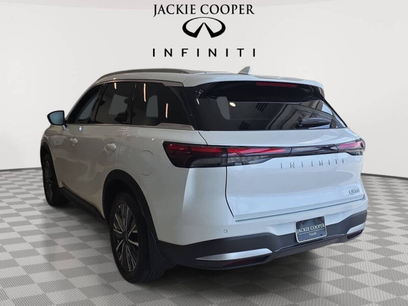 2027 Infiniti QX60 Luxe