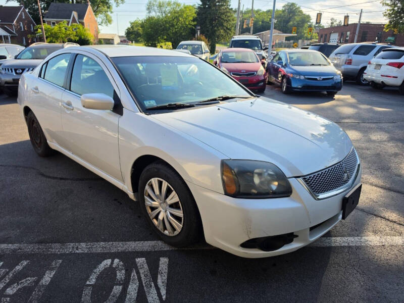 2011 Mitsubishi Galant SE