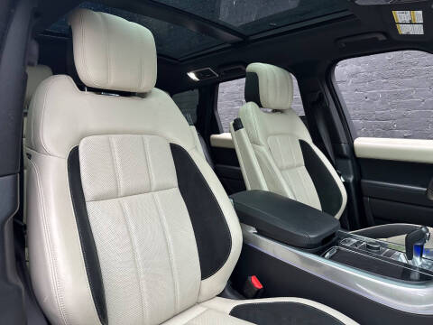 2021 Land Rover Range Rover Sport P525 HSE Dynamic