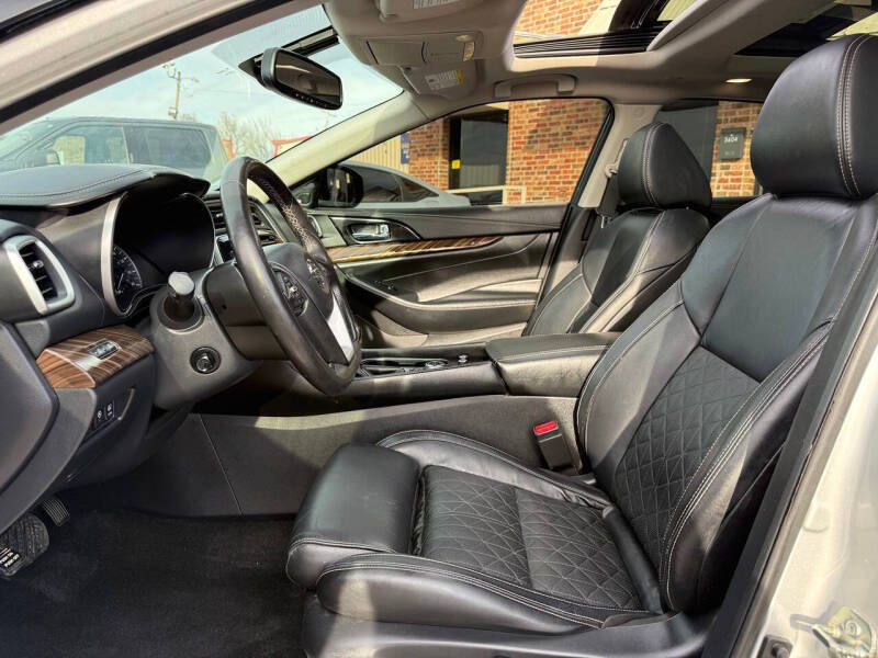 2017 Nissan Maxima Platinum