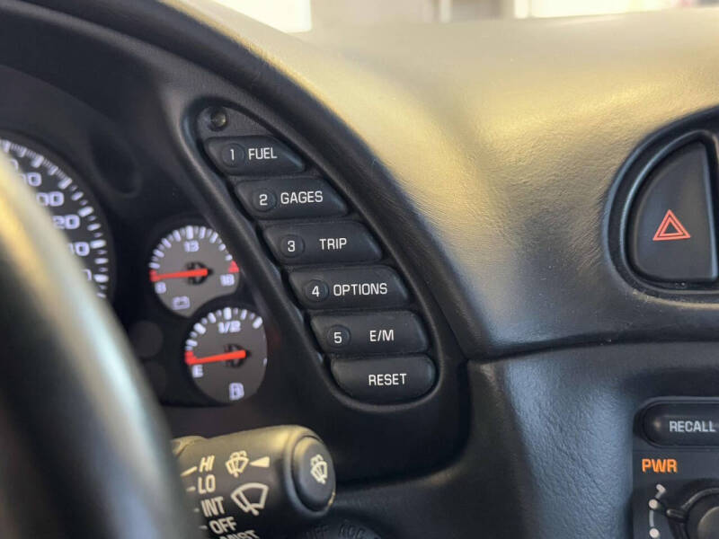 2003 Chevrolet Corvette