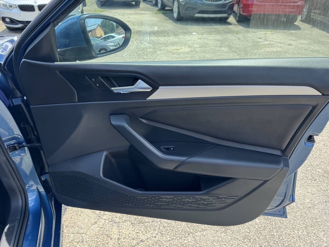 Blue 2019 Volkswagen Jetta SE SE 4dr Sedan 12