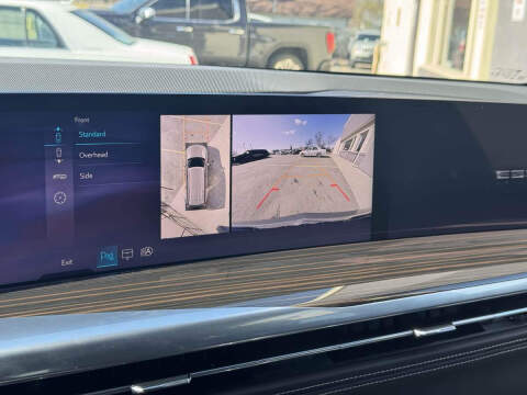 2025 Cadillac Escalade Premium Luxury