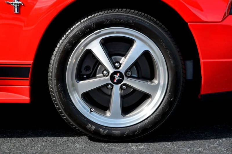 2003 Ford Mustang Mach 1 Premium