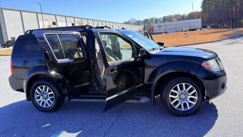 2010 Nissan Pathfinder LE