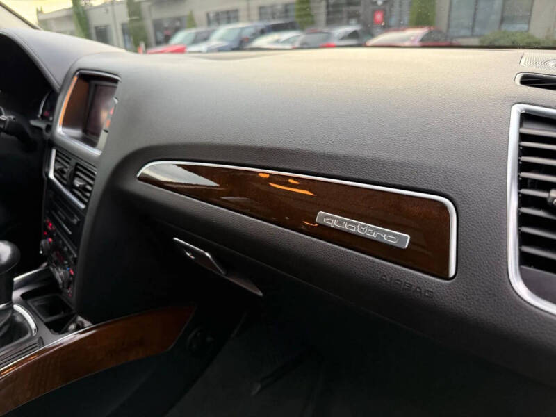 2012 Audi Q5 3.2 quattro Prestige