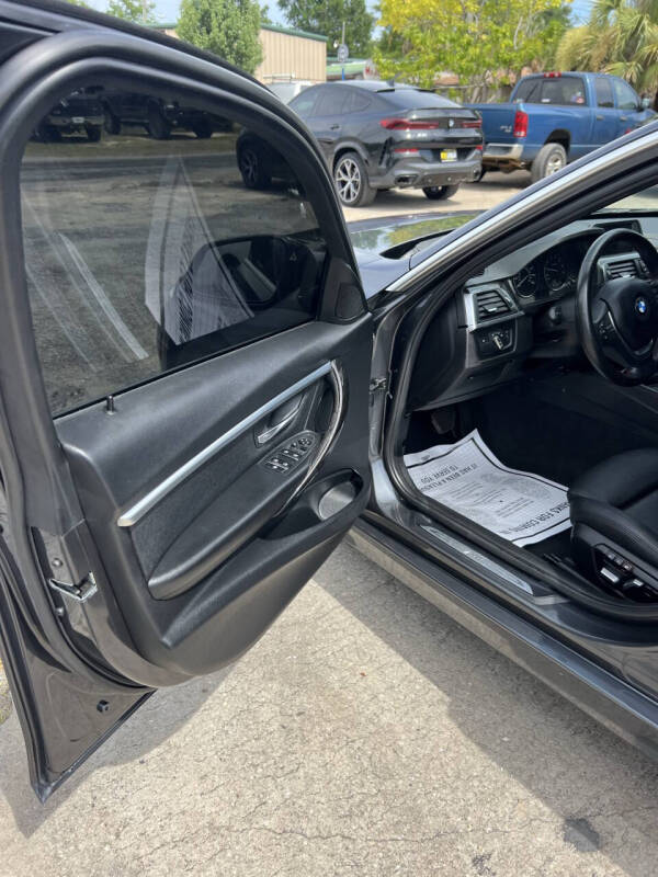 2018 BMW 3 Series 330i