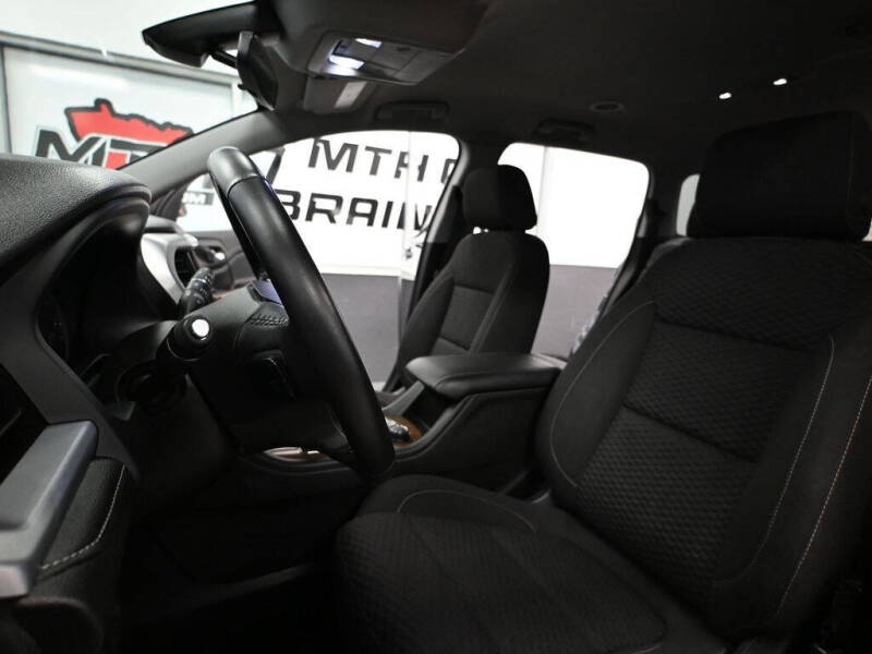 2019 GMC Acadia SLE-2