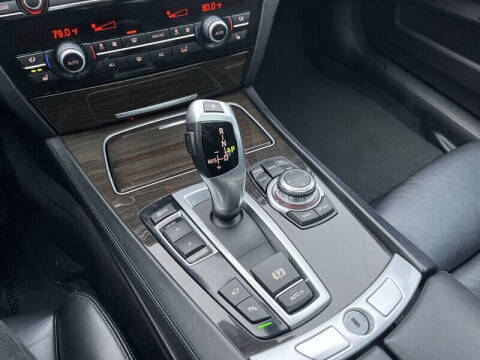 2013 BMW 7 Series 750i