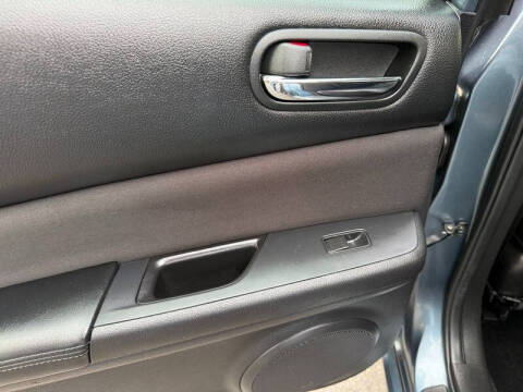 2013 Mazda MAZDA6 i Touring Plus