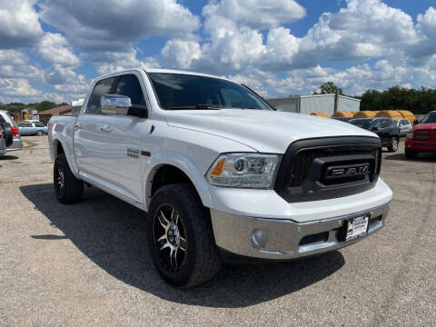 2017 RAM 1500 Laramie