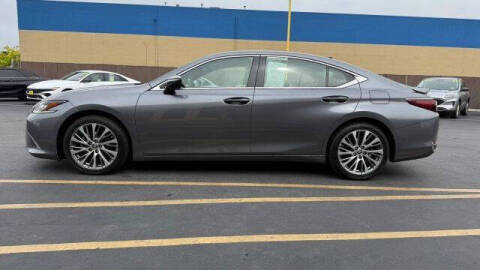 2020 Lexus ES 300h