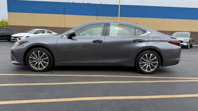 2020 Lexus ES 300h
