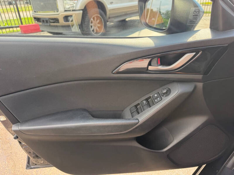 2016 Mazda MAZDA3 i Sport