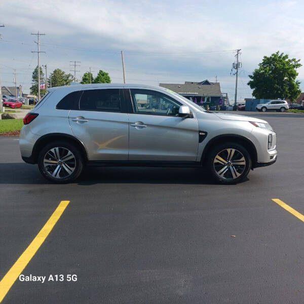 2020 Mitsubishi Outlander Sport ES