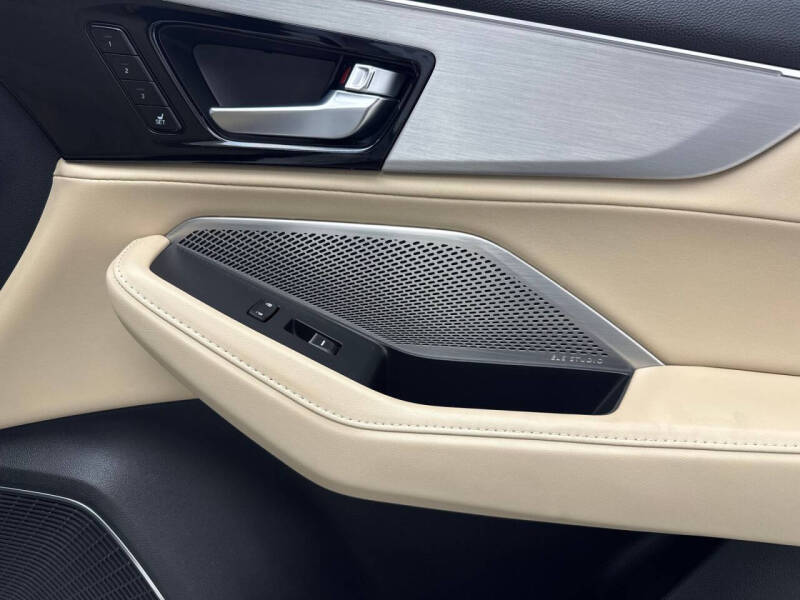 2022 Acura MDX w/Tech