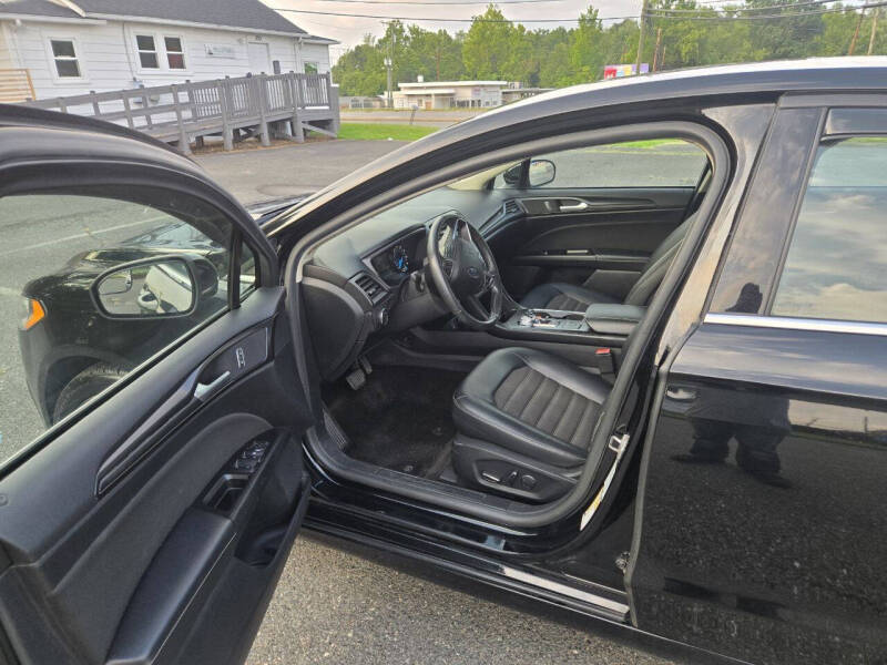 2018 Ford Fusion SE