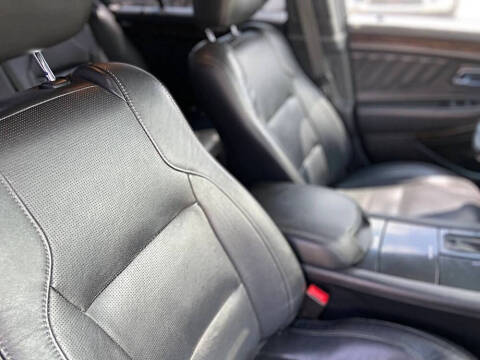 2017 Ford Taurus Limited