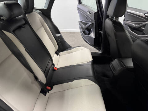 2019 Volkswagen Jetta R-Line