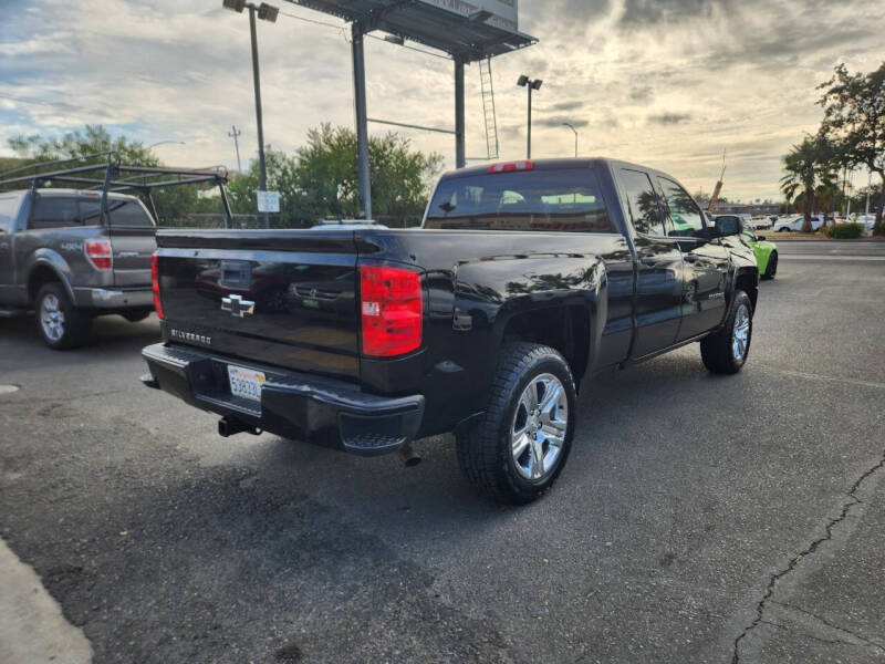2017 Chevrolet Silverado 1500 Custom