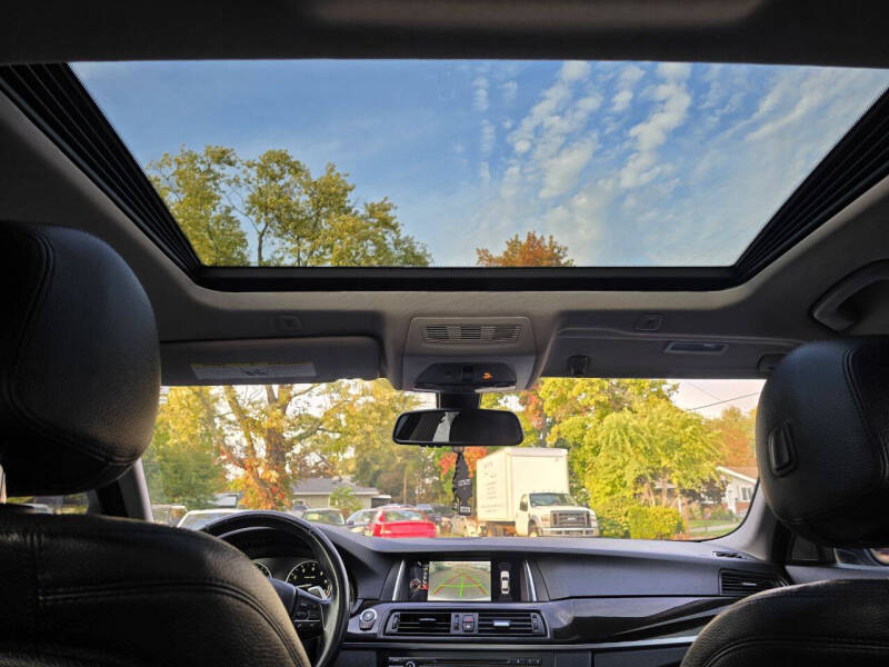 2016 BMW 5 Series 528i xDrive