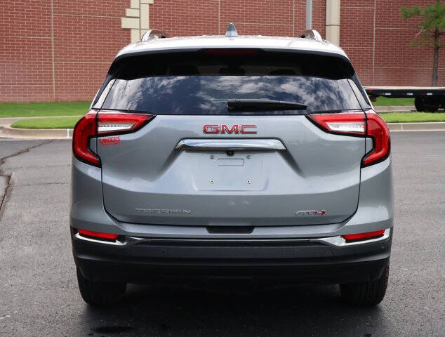 2024 GMC Terrain AT4