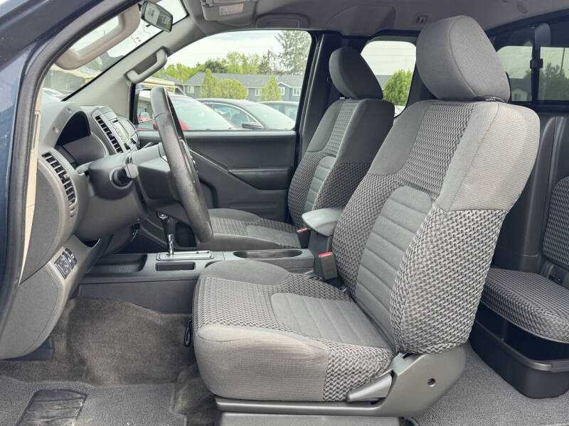 2017 Nissan Frontier SV V6