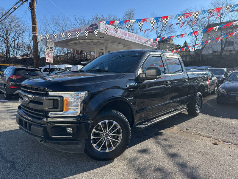 2020 Ford F-150 XLT photo 2