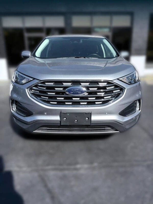 2023 Ford Edge Titanium