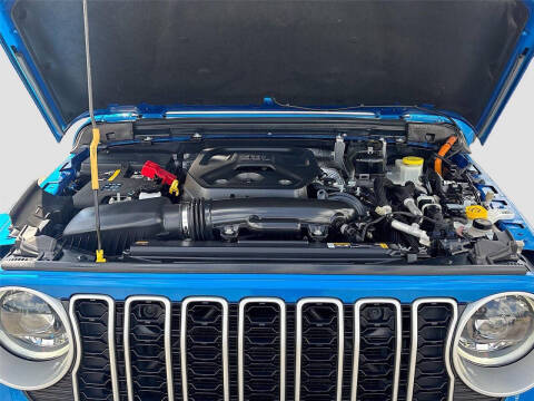 2024 Jeep Wrangler Sahara 4xe