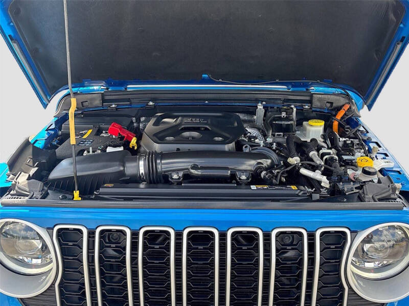 2024 Jeep Wrangler Sahara 4xe