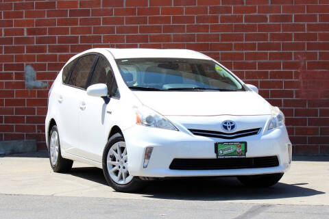 2012 Toyota Prius v Three