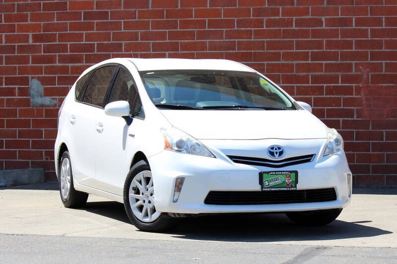 2012 Toyota Prius v Three