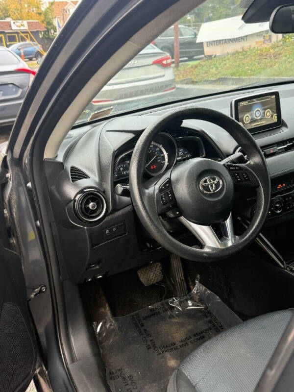 2017 Toyota Yaris iA