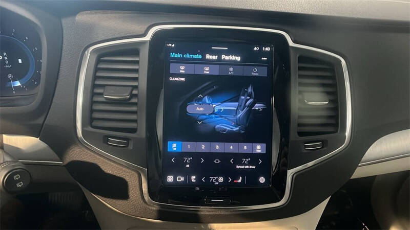 2023 Volvo XC90 B5 Core