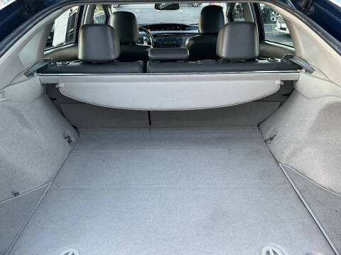 2010 Toyota Prius IV