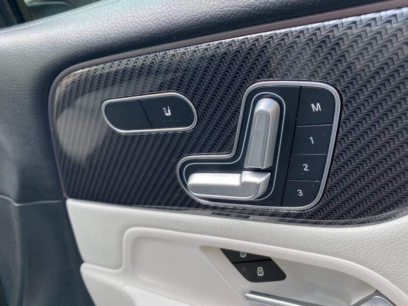 2021 Mercedes-Benz GLB GLB 250 4MATIC