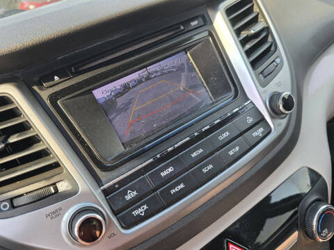 2017 Hyundai Tucson SE