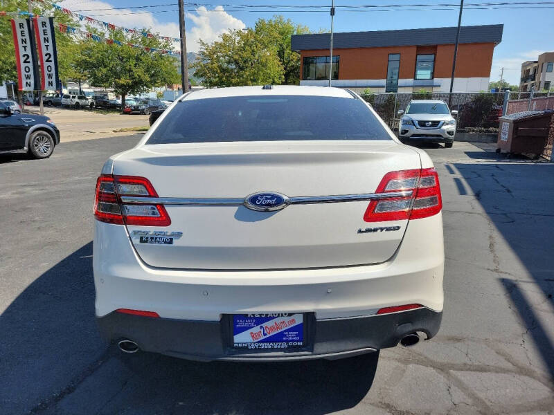 2016 Ford Taurus Limited