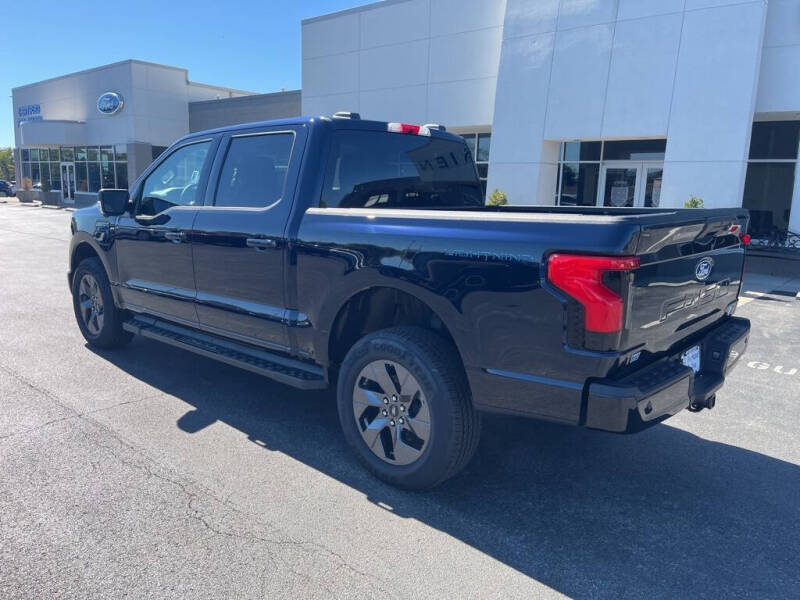 2025 Ford F-150 Lightning Flash