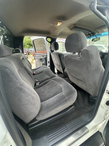 2002 Chevrolet Silverado 2500HD LS