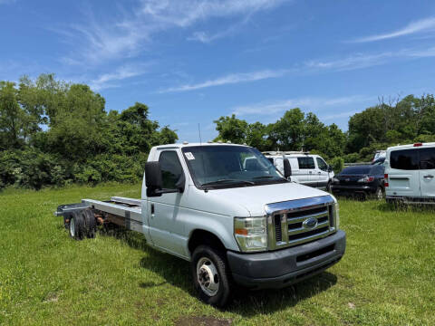2011 Ford E-Series E-450 SD